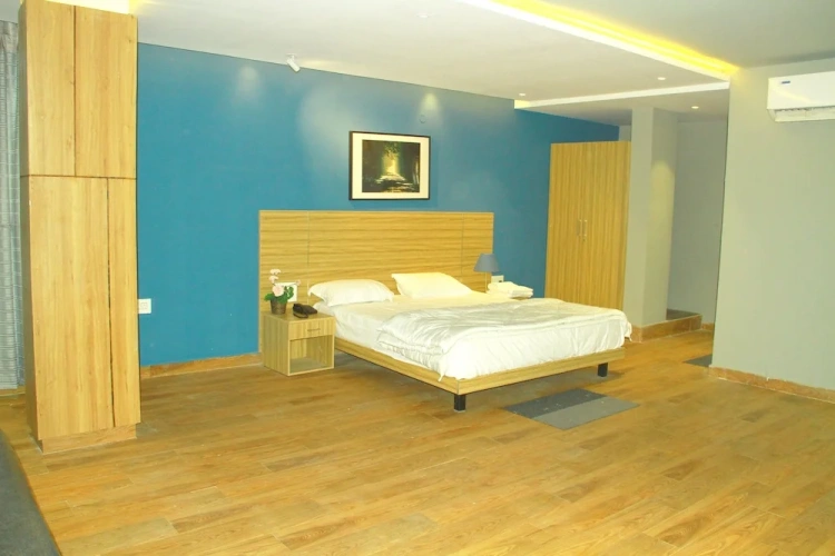 Premium room