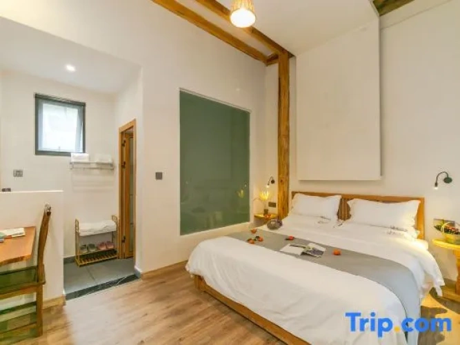 Standard Double room with garden view