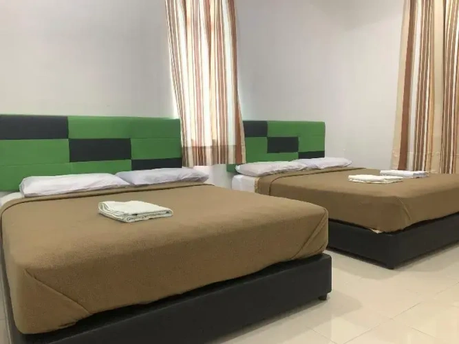 Quadruple Suite