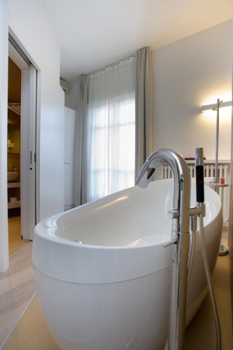 Standard Single room with balcony
