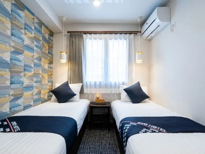 Standard Twin room