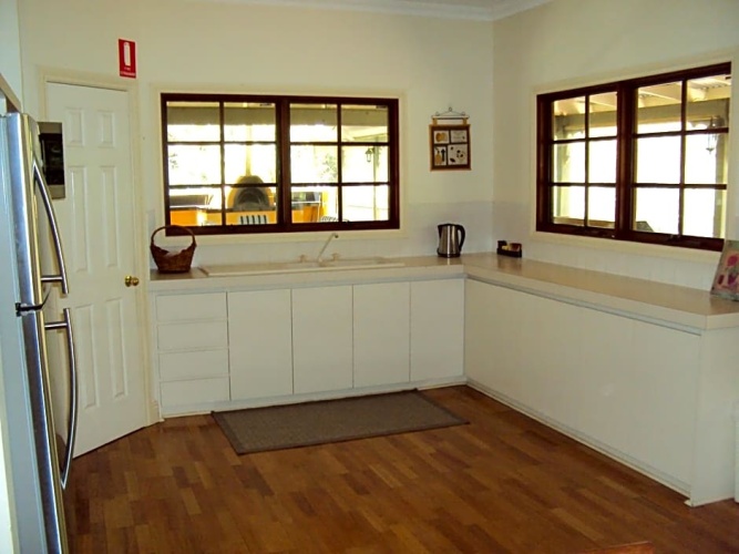 4 Bedrooms Cottage