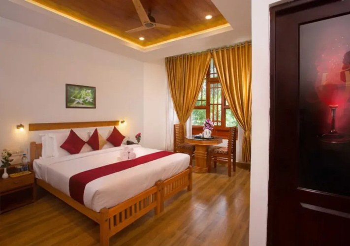 At Wood Resort