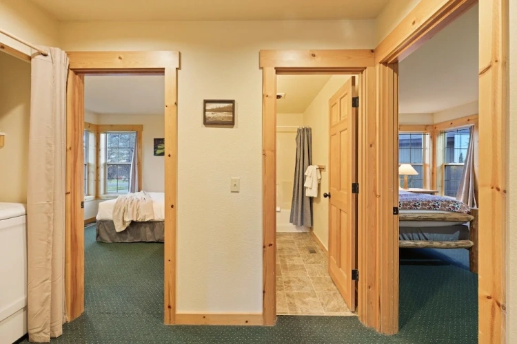 3 Bedrooms Cottage