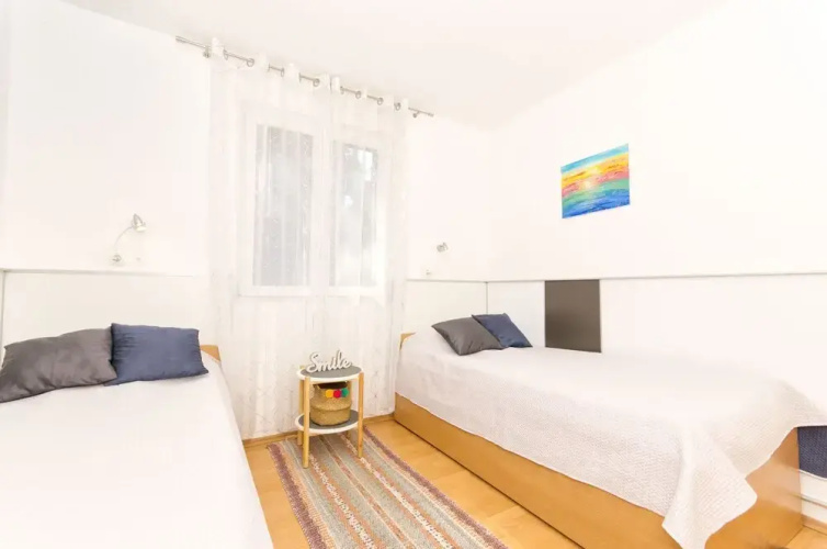 Lada apartman