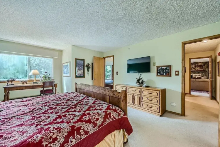 122 Cinnamon Ridge 2 Bedroom Condo by RedAwning