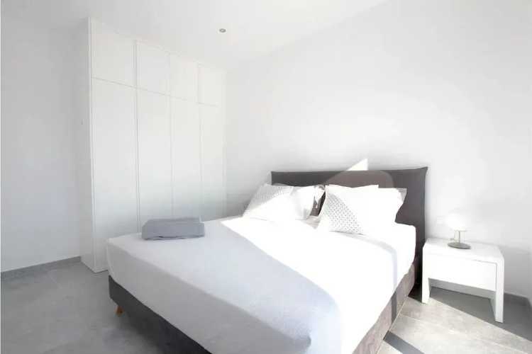 Alana Suites