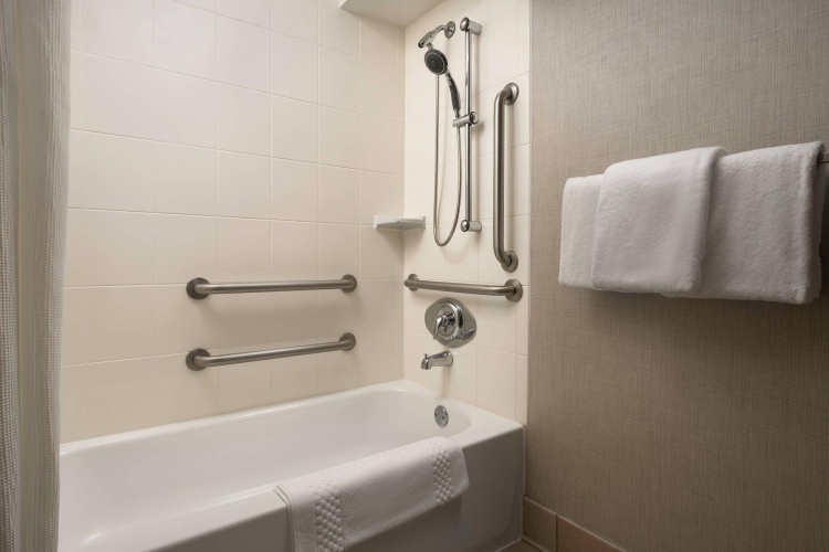 2 Bedrooms Suite