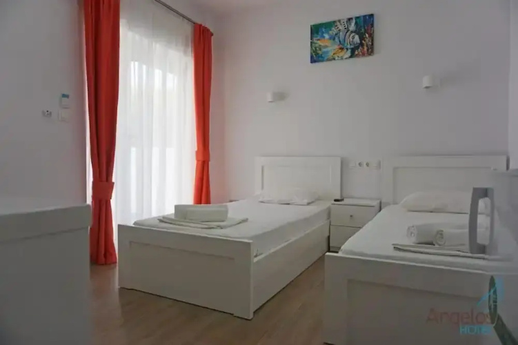 Angelina Hotel