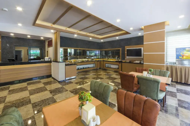 Volkan Hotel