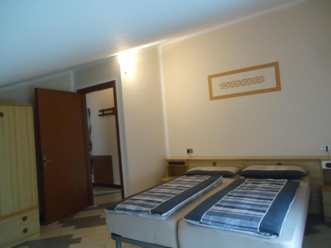 3 Bedrooms Apartment