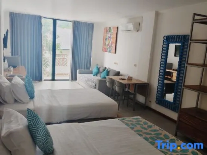 Twin Suite with balcony