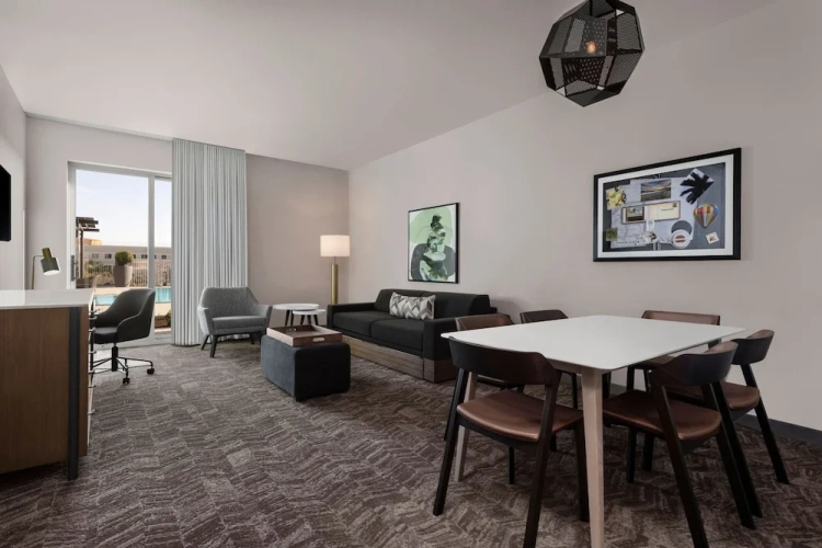 Double Suite with pool view