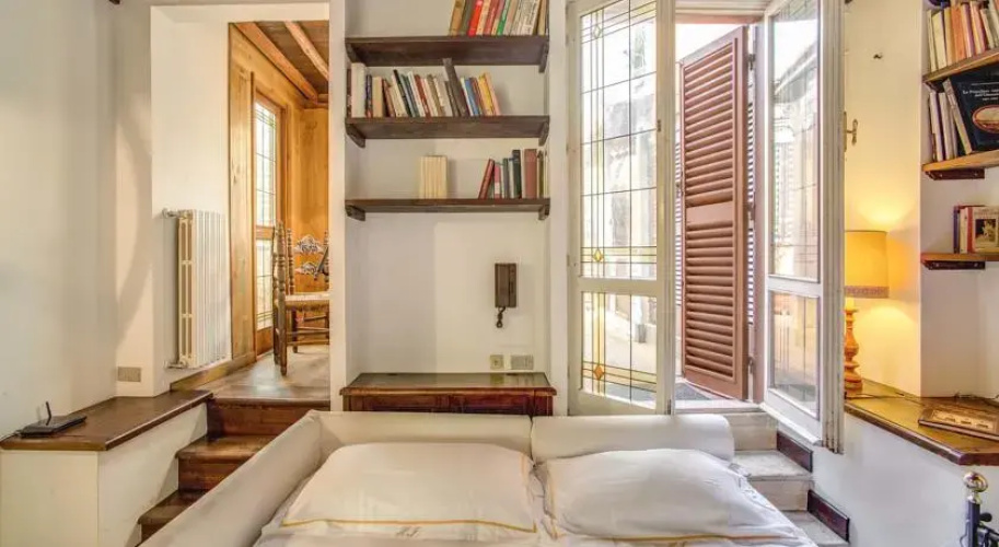 HI Spagna apartment Rome