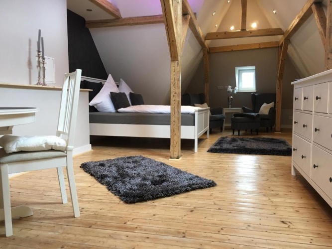 Deluxe Double Studio