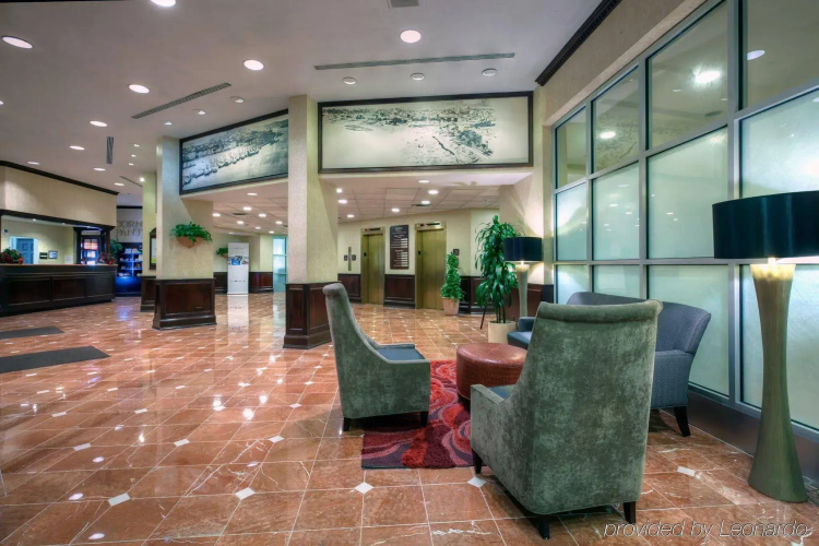Radisson Hotel Cincinnati Riverfront