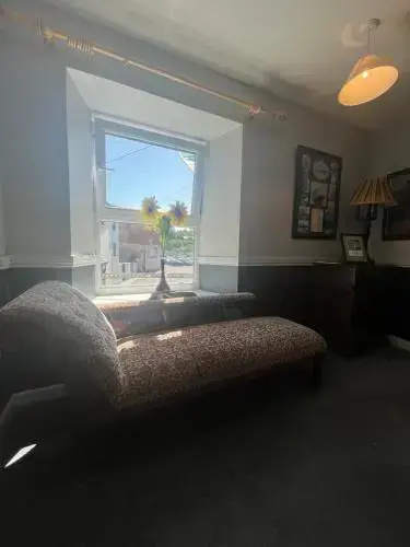 Annie May's B&B