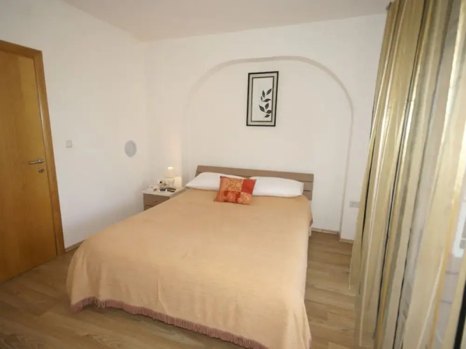 Pleasant Apartment in Krk with Private Terrace