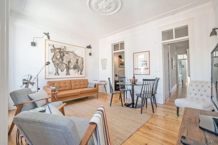 2 Bedrooms Apartment with sea view