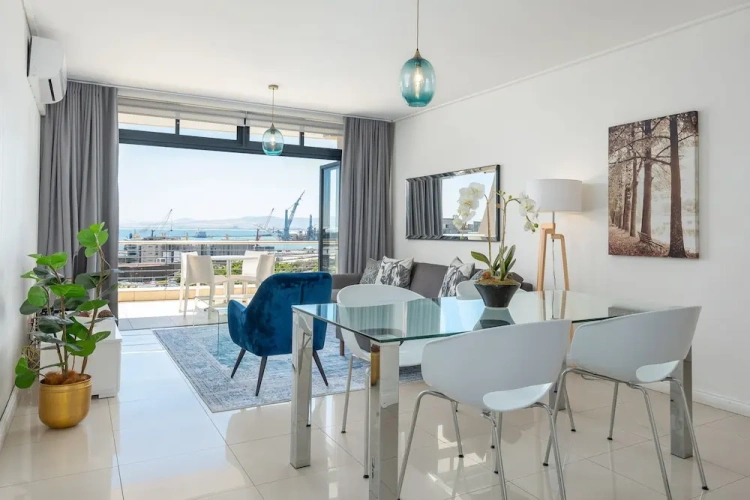 Grand Apartment