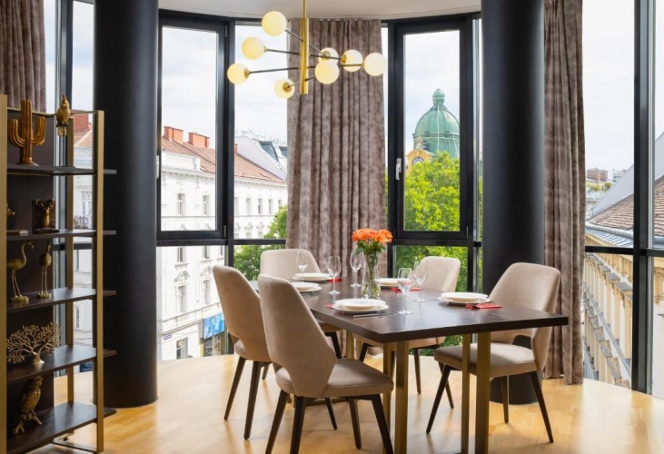 Luxury Apartment
