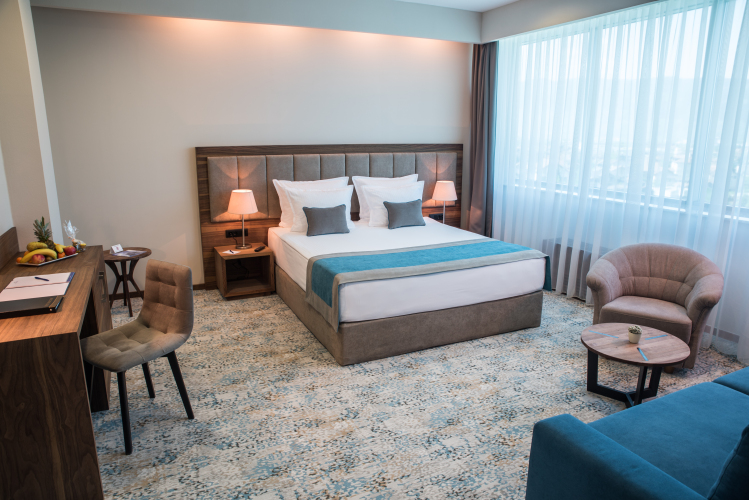 RADON PLAZAOver view