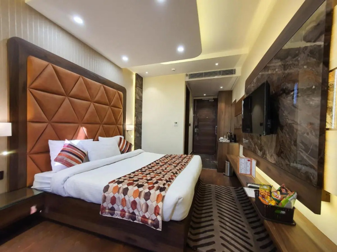 Hotel Makhan Residency
