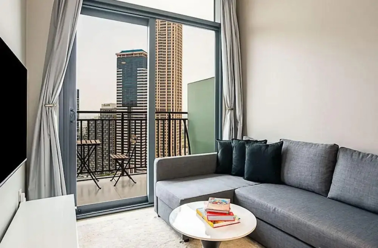 Fascinating 1BR Apt in Zada Tower