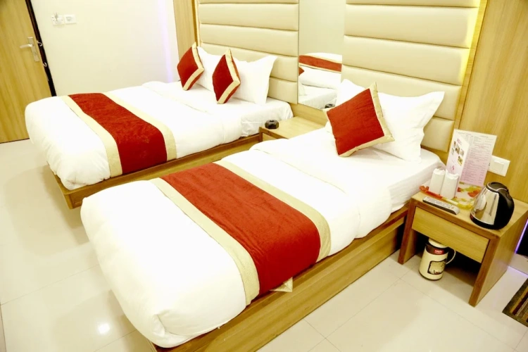 Deluxe Triple room with balcony