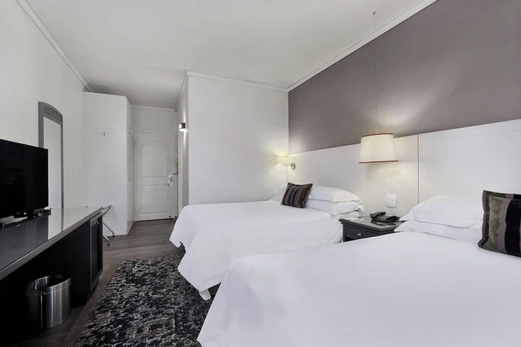 Deluxe Quadruple room