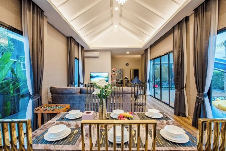 Orange Private Pool Villa, Near Cham Am Beach