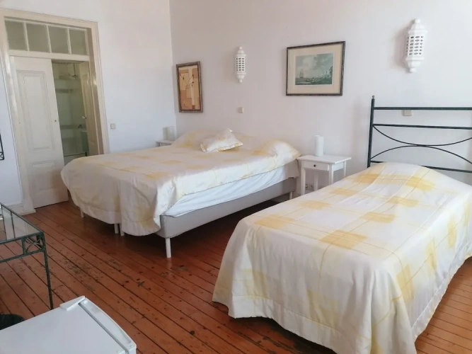 1 Bedroom Standard Triple Family room