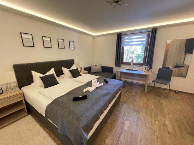 Deluxe Double room with garden view