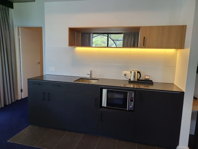2 Bedrooms Suite with balcony