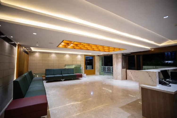 Hotel Silver Clé Hitech City