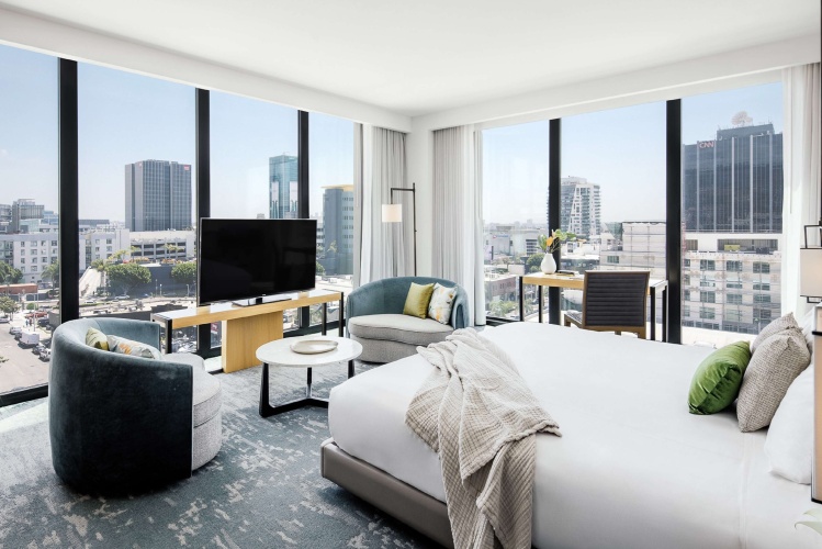 Platinum Double Studio Suite