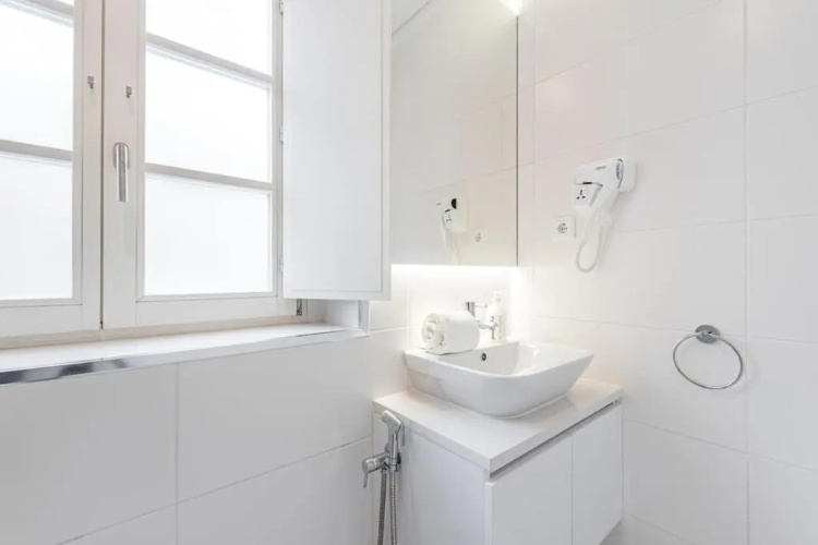 GuestReady - Port Studio 1