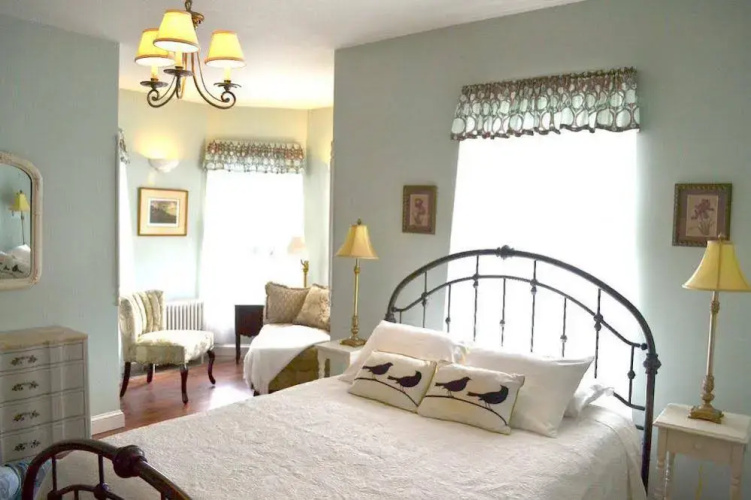 The Bell House Inn