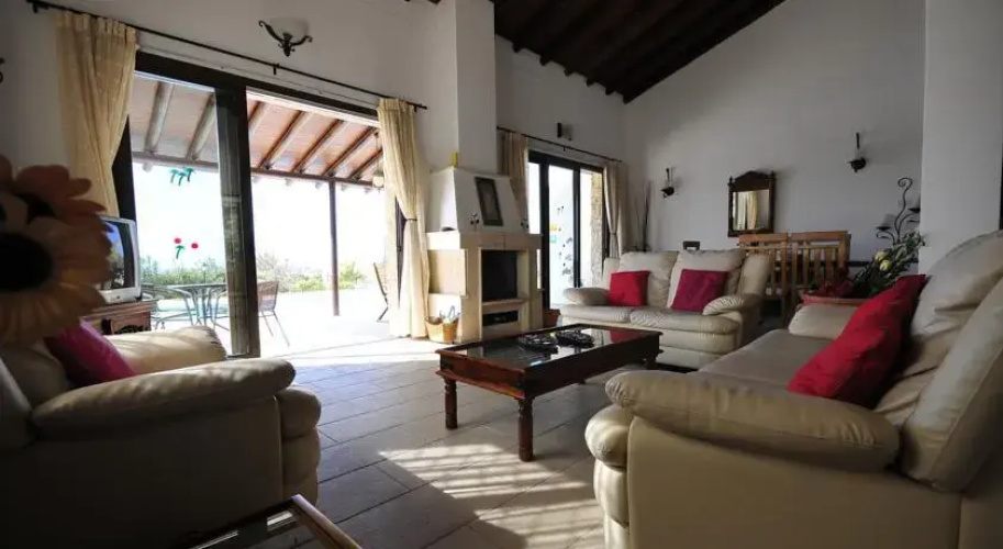Villa Karydia