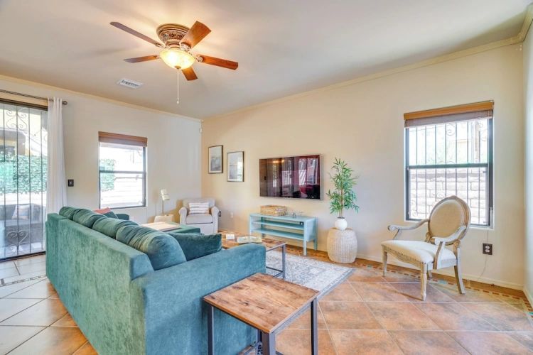 3 Bedrooms Cottage