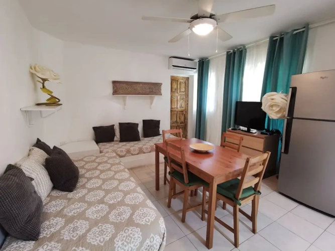 2 Bedrooms Basement Villa with garden view