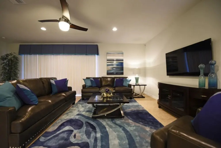 Windsor at Westside Eight-bedroom