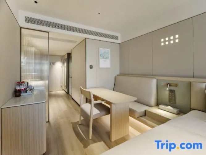 Standard Twin room with sunset view