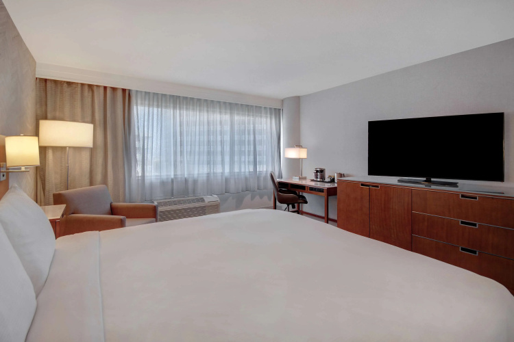DoubleTree by Hilton Hotel LAX - El Segundo photo 8