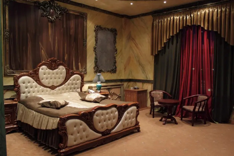 Alexandrapol Palace Hotel