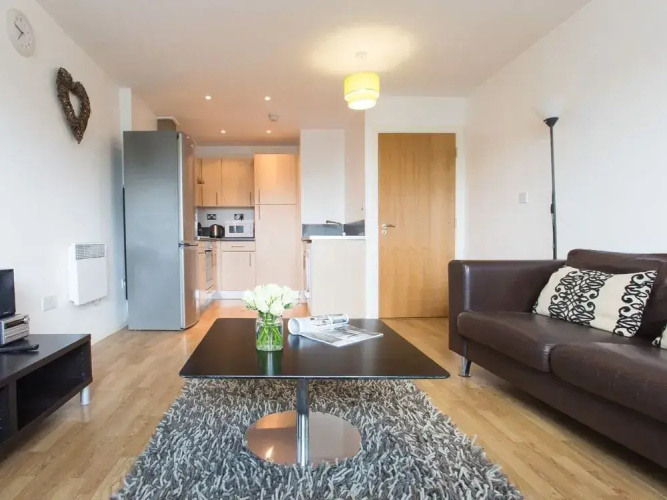Roffey Apartment