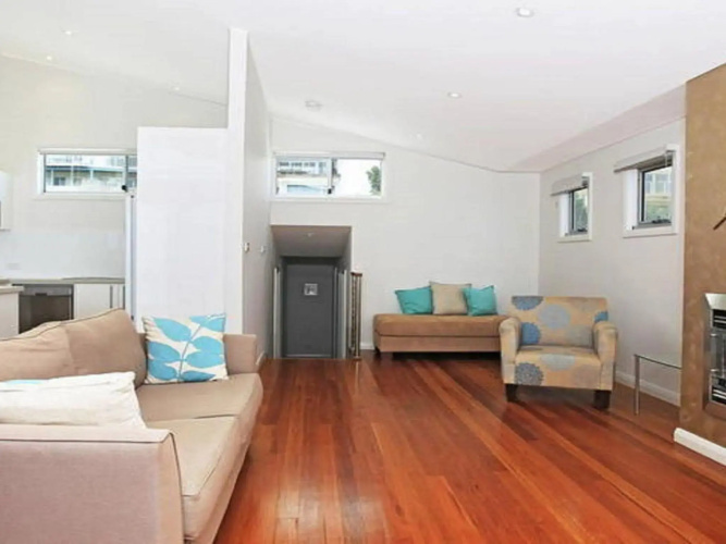 Surf Mist - contemporary seaside duplex