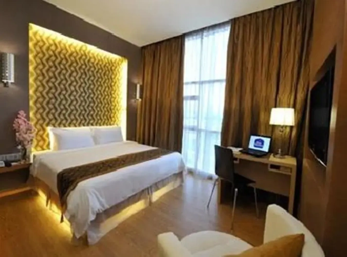 Premier Double room with view