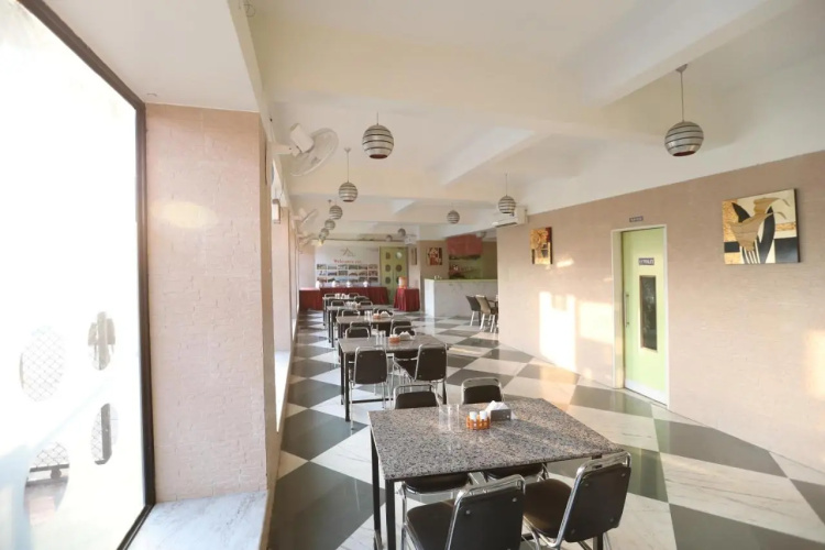 Hotel Aristro