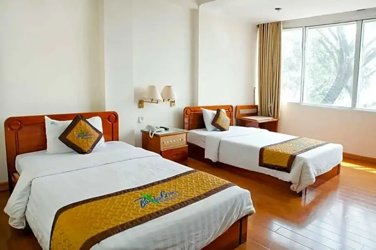 Standard Double room with city view
